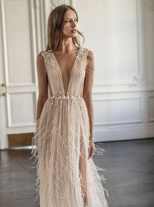 Ivory Feather Lace - Azzurra Ivory Feather Lace - Azzurra