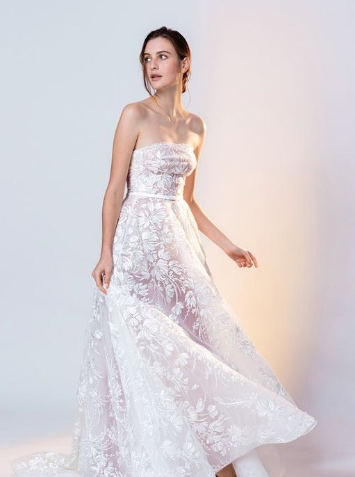 Ivory Embroidered Lace - Vinceza