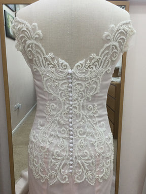 Ivory Embroidered Lace Applique - Lennon