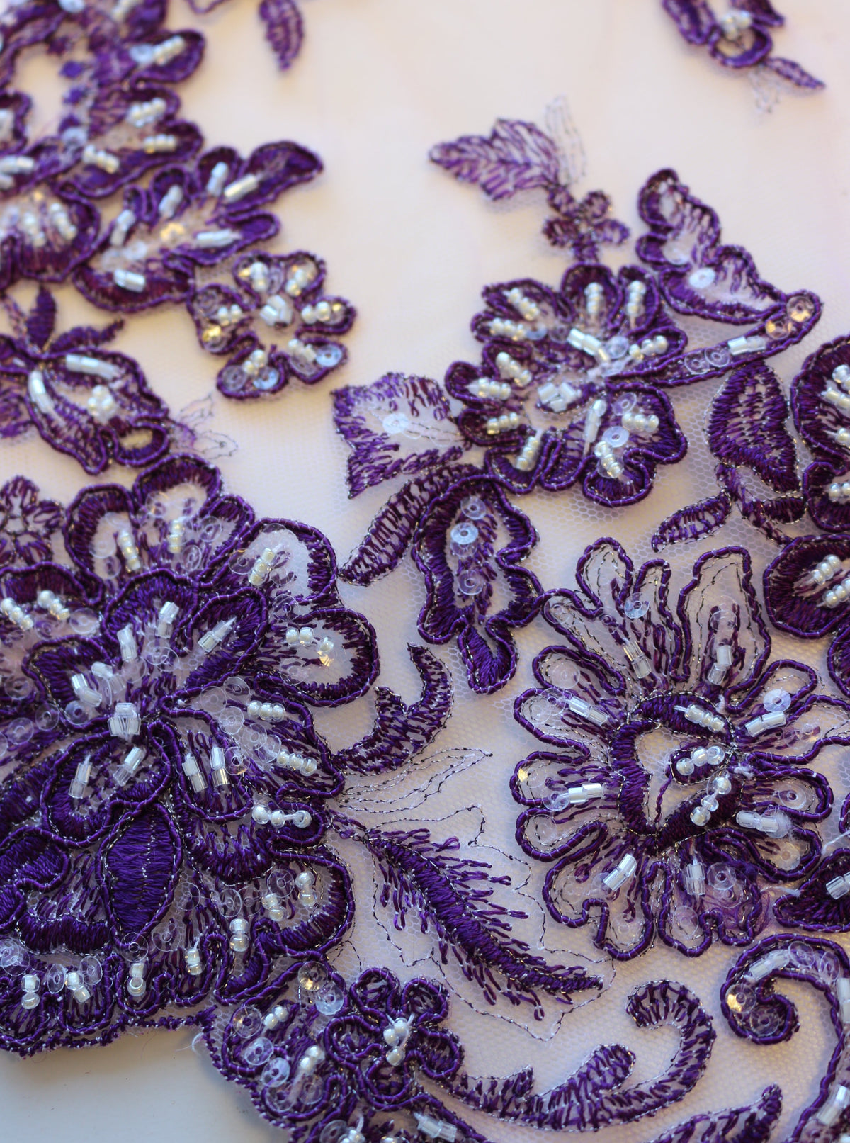 Violet Lace - Victoria