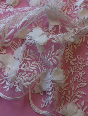 Ivory 3D Lace - Armandine