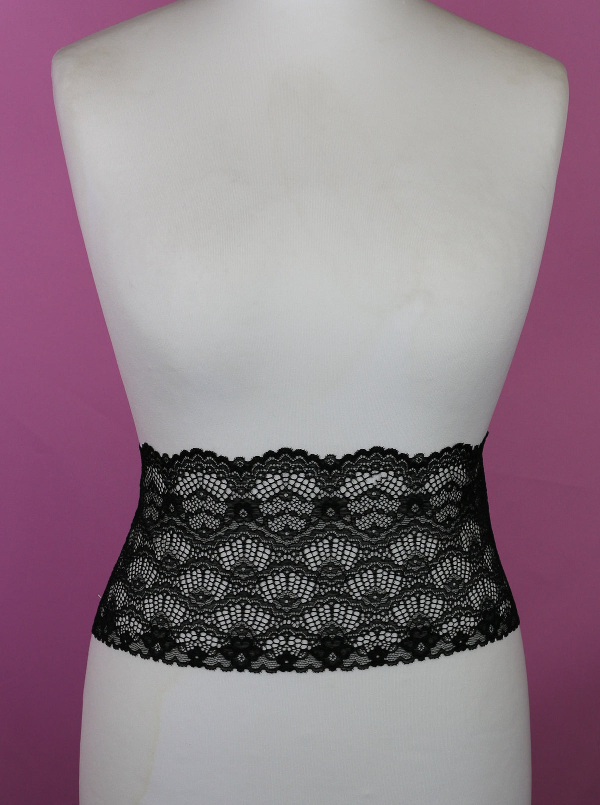 Black Edge Lace Trim - 1.5 - (BK0112E02)