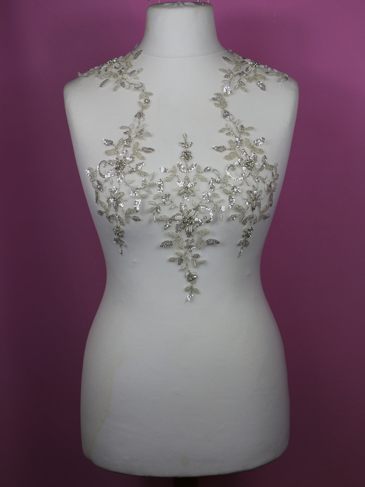 Ivory Beaded Lace Appliques - Lynx