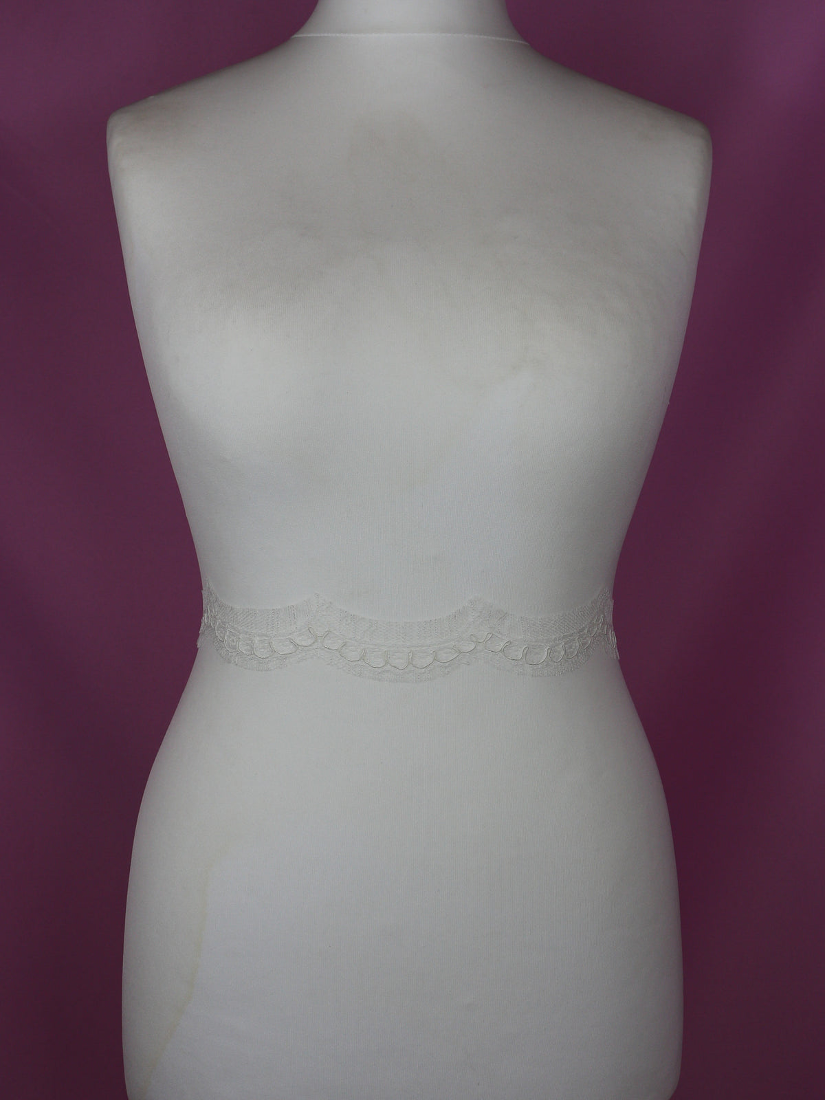 Silk White Chantilly Lace Trim - Pippi