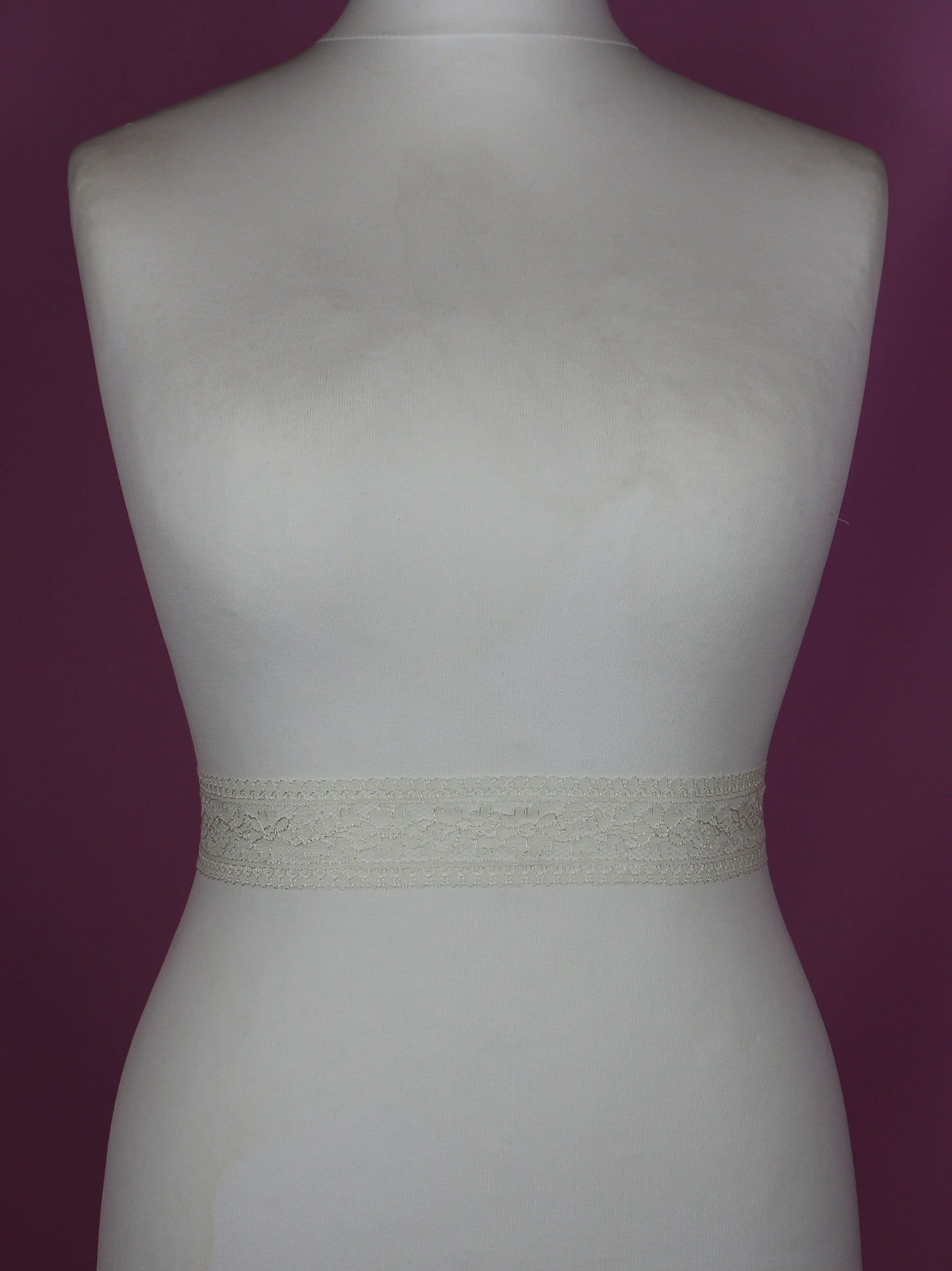 Champagne Lace Trim - Rosaria