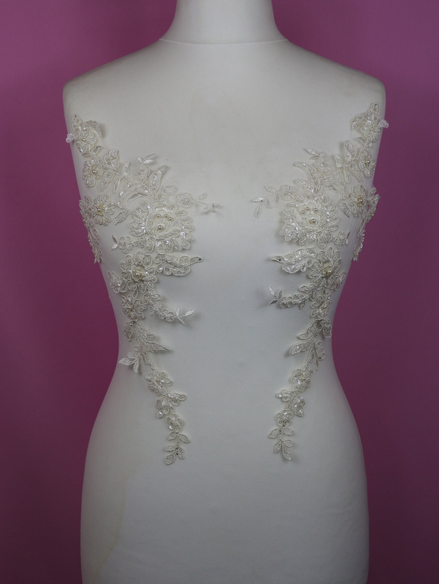 Ivory Corded Lace Appliques - Wisteria