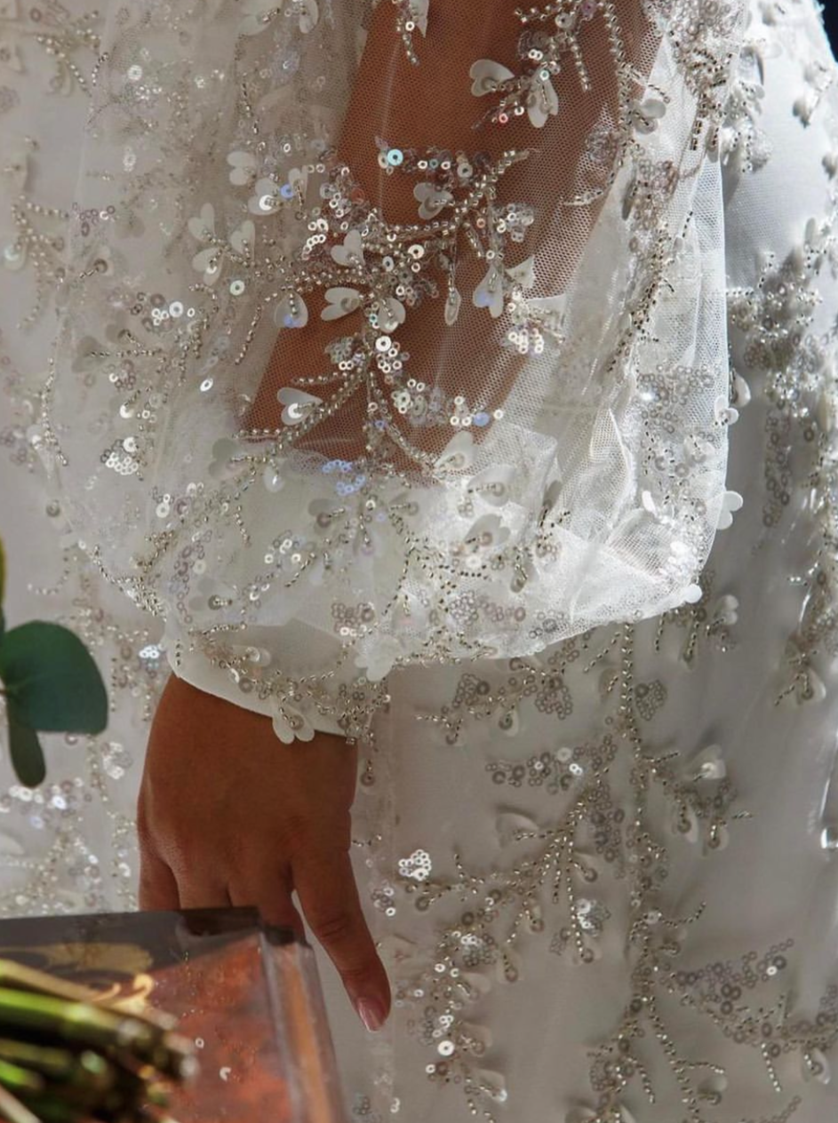 Ivory Beaded Vintage Lace – Bertine