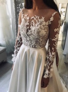 White Embroidered Lace - Janine