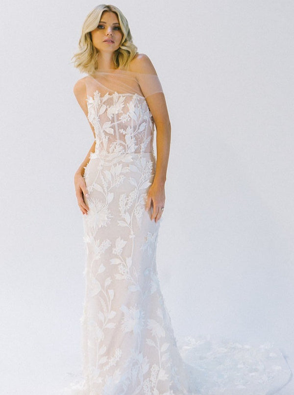 Ivory Lace Catalina