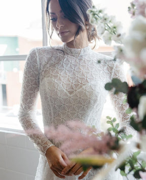 Ivory Embroidered Lace - Como