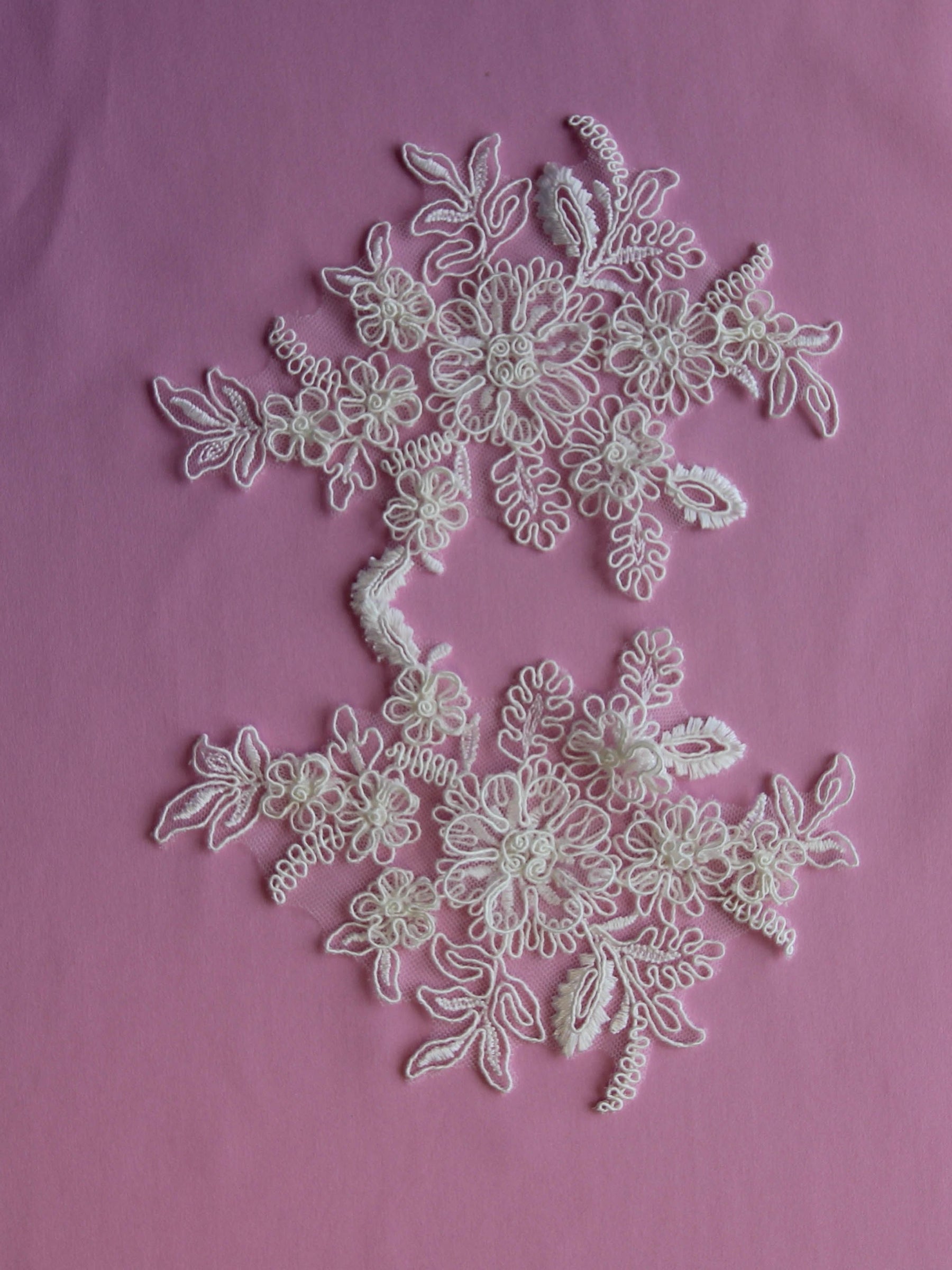Ivory Corded Lace Appliques – Coral (Large)