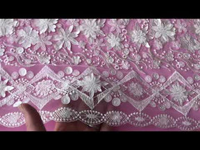 Ivory Floral Lace – Bertrand