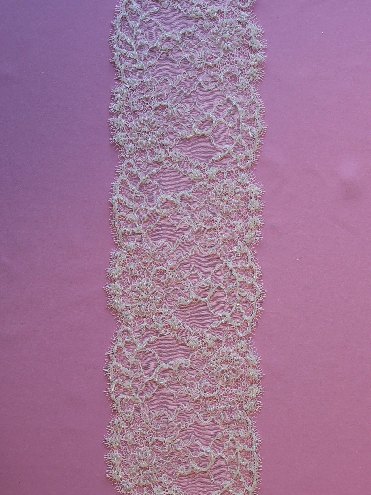 Ivory Beaded Lace Trim - Jade