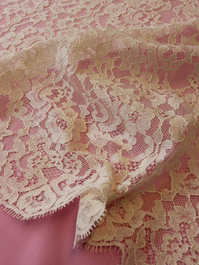 Ivory Chantilly Lace - Ivanna