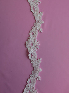 Ivory Corded Lace Trim - Pansy