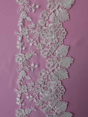 Ivory Corded Lace Trim - Sweet Pea