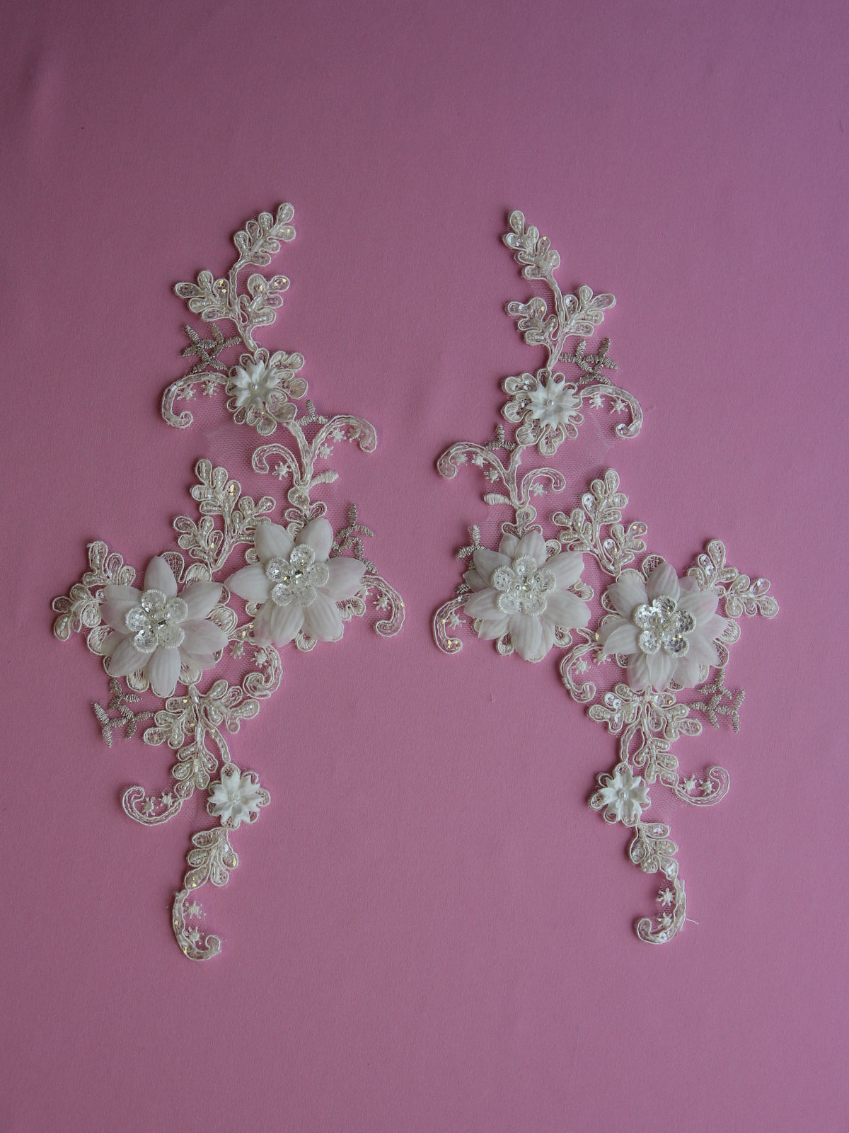 Ivory Flower Lace Appliques - Columba