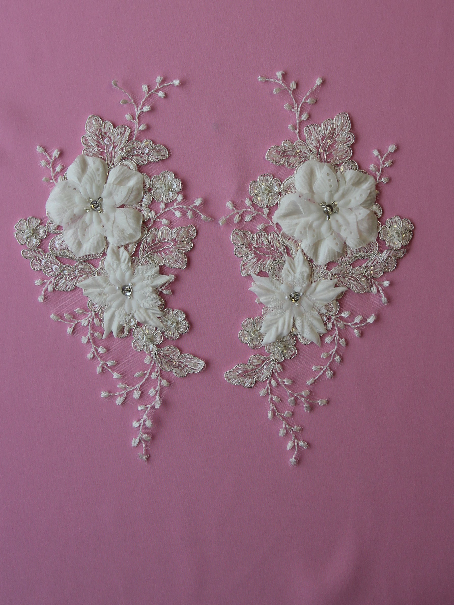 Ivory Flower Lace Appliques - Naomi