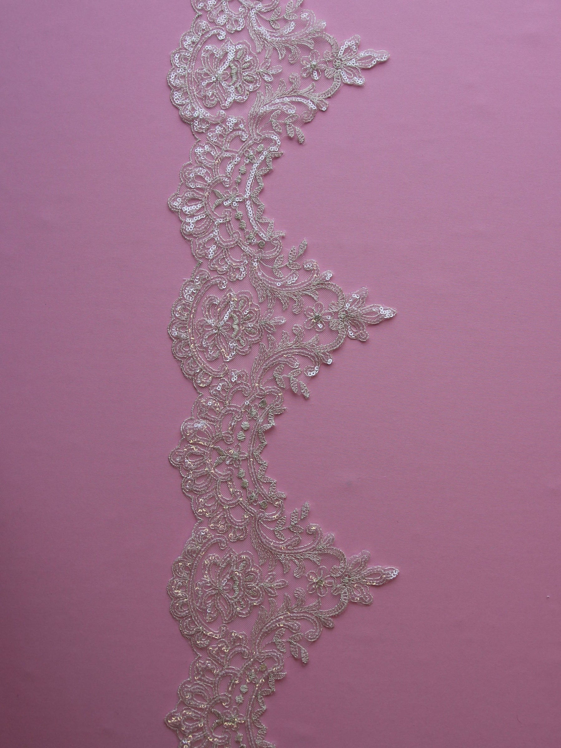 Ivory Sequinned Lace Trim - Ohio