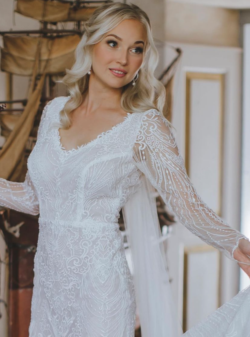 Ivory Embroidered Lace - Blanche