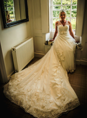 Ivory Flower Lace - Naomi