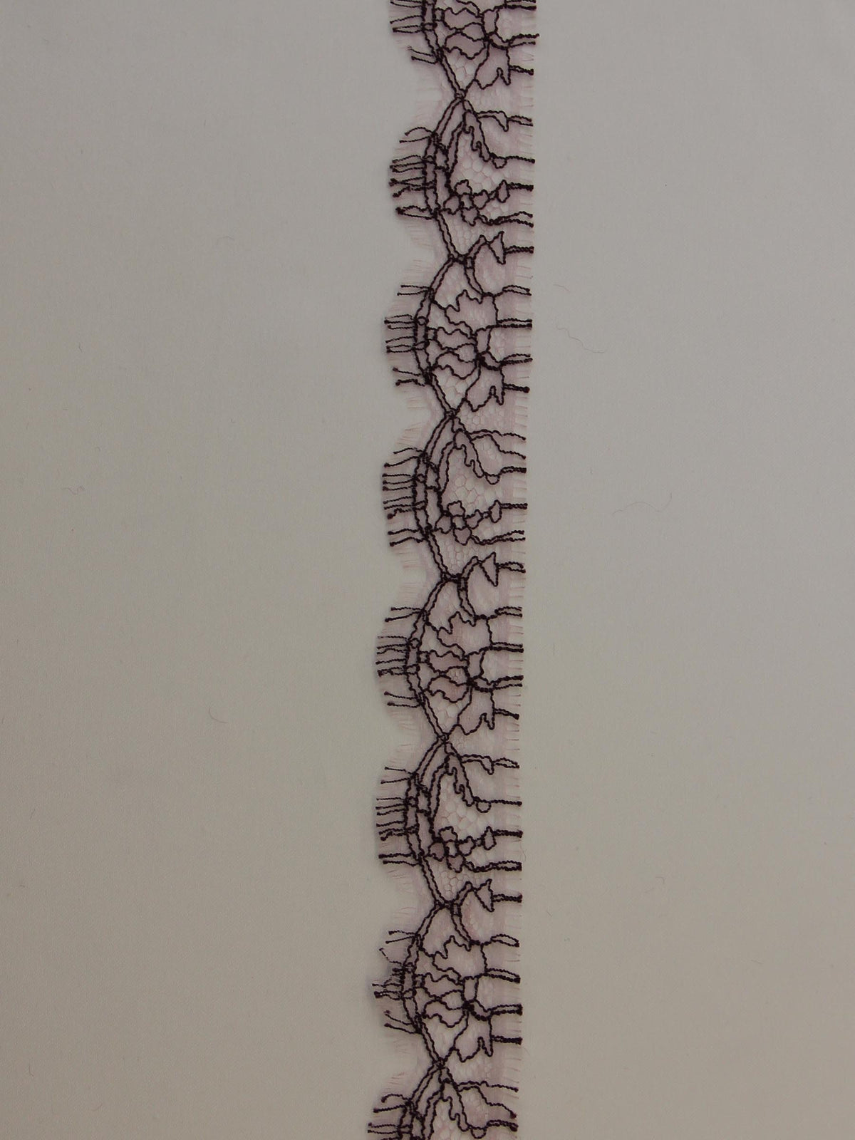 Plum Lace Trim - Anna