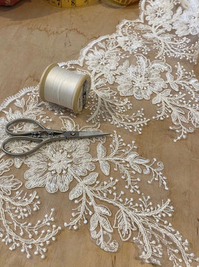 Embroidered Lace Trim, Silver Corded Scallop, 4 Flowers