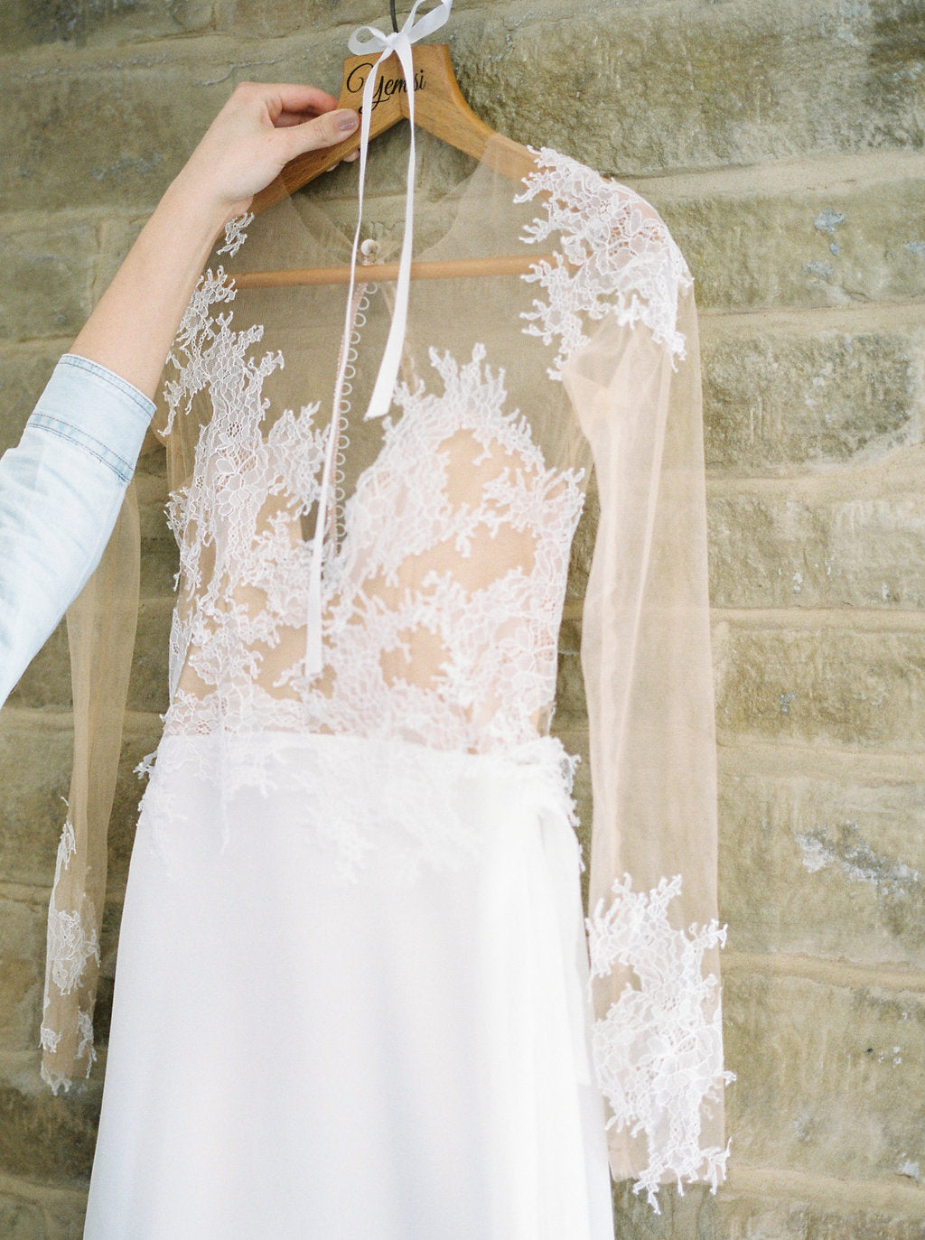 Ivory Raschel Lace - Katherine